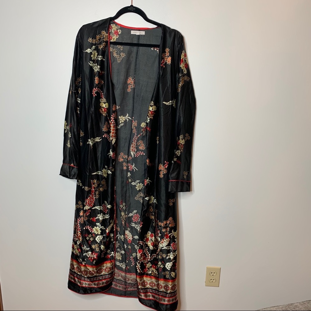 Black Kimono